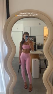 Taylor Malkov feet photo 15