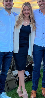 Taylor McGregor feet photo 5
