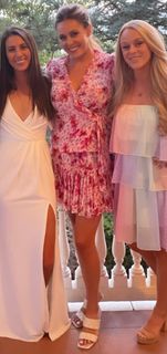 Taylor McGregor feet photo 3