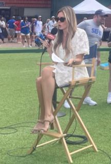 Taylor McGregor feet photo 20