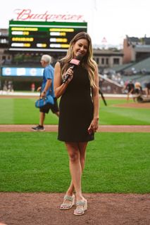 Taylor McGregor feet photo 9