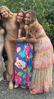Taylor McGregor feet photo 5