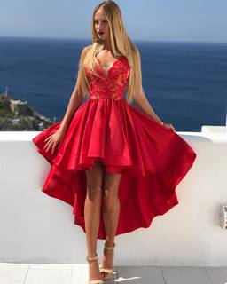 Taylor Mega feet photo thumbnail