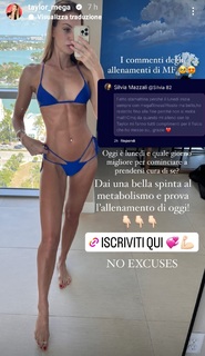 Taylor Mega feet photo thumbnail