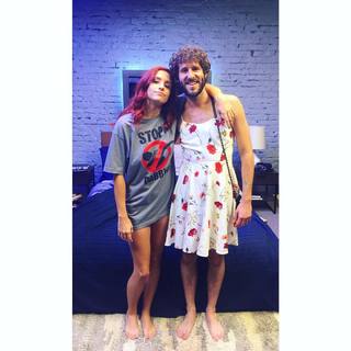 Taylor Misiak feet photo 7