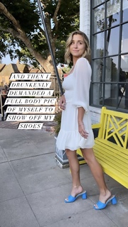 Taylor Misiak feet photo 5