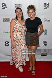Taylor Misiak feet photo 5