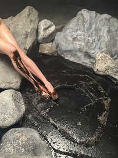 Taylor Momsen feet photo thumbnail