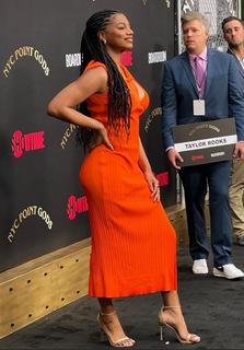 Taylor Rooks feet photo thumbnail