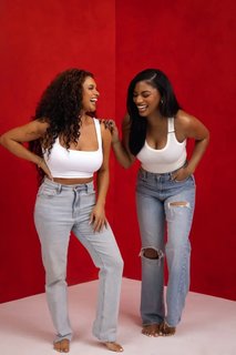 Taylor Rooks feet photo thumbnail