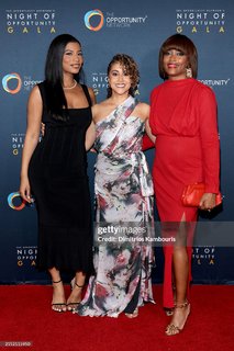 Taylor Rooks feet photo thumbnail