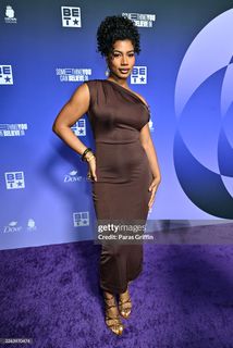 Taylor Rooks feet photo 3