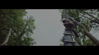 Taylor Russell feet photo thumbnail