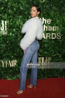 Taylor Russell feet photo thumbnail