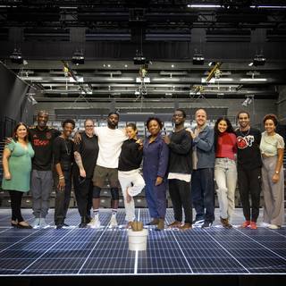 Taylor Russell feet photo thumbnail