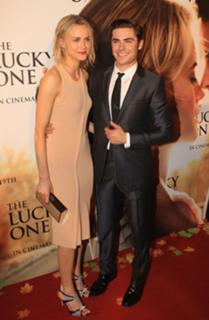 Taylor Schilling feet photo thumbnail