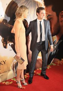 Taylor Schilling feet photo thumbnail