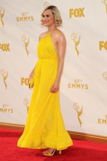 Taylor Schilling feet photo thumbnail