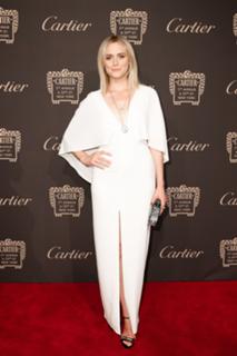 Taylor Schilling feet photo thumbnail