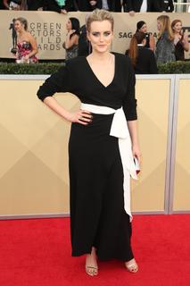Taylor Schilling feet photo thumbnail