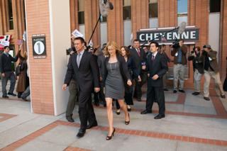 Taylor Schilling feet photo thumbnail