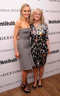 Taylor Schilling feet photo thumbnail