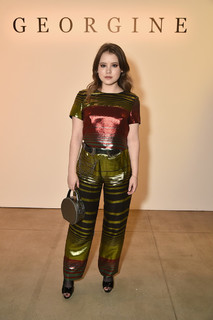 Taylor Spreitler feet photo thumbnail