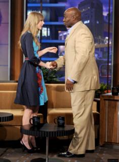 Taylor Swift feet photo thumbnail