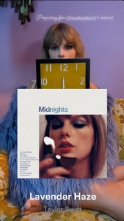 Taylor Swift feet photo thumbnail
