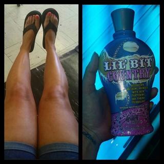 Taylor Wright feet photo 8