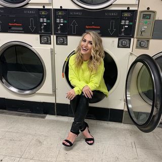 Taylor Wright feet photo 3