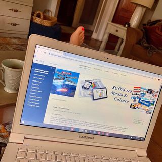 Taylor Wright feet photo 1
