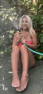 Taylor Wright feet photo 10