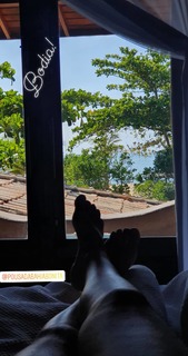 Taynah Espinoza feet photo 10