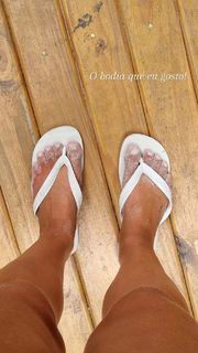 Taynah Espinoza feet photo 3