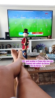 Taynah Espinoza feet photo 10