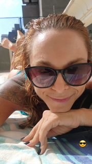 Taynah Espinoza feet photo 19