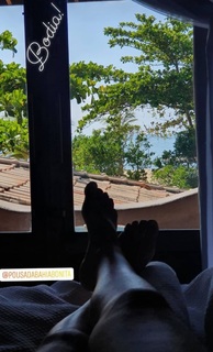 Taynah Espinoza feet photo 15