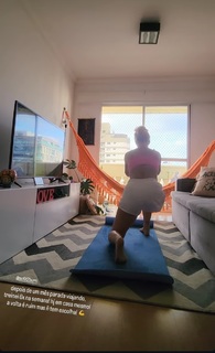 Taynah Espinoza feet photo 13