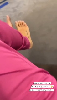 Taynah Espinoza feet photo 5