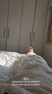 Taynah Espinoza feet photo 10