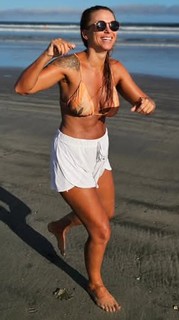 Taynah Espinoza feet photo 5