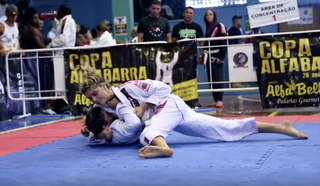 Taynara Melo feet photo thumbnail