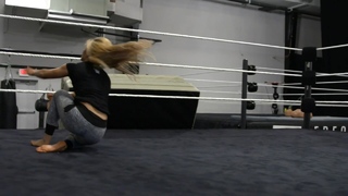 Taynara Melo feet photo thumbnail