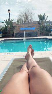 Taynara Melo feet photo thumbnail