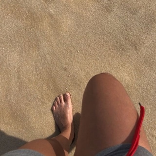 Taynara Melo feet photo thumbnail