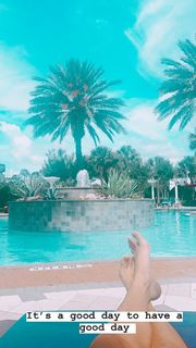 Taynara Melo feet photo thumbnail