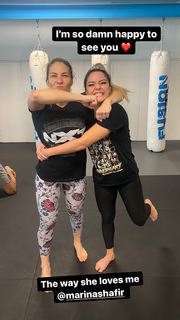 Taynara Melo feet photo thumbnail
