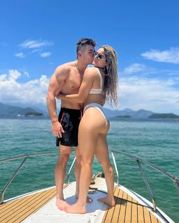 Taynara Melo feet photo thumbnail