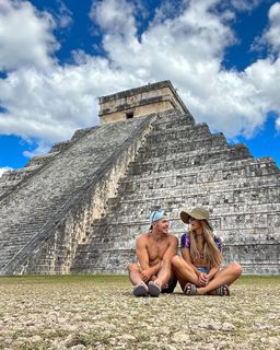Taynara Melo feet photo thumbnail